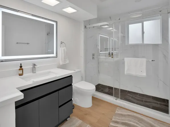 12730 SE 73rd St, Newcastle, WA 98056