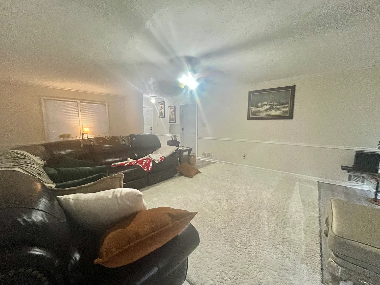 4 bed, 1875 sqft, $1,995 — Photo 2