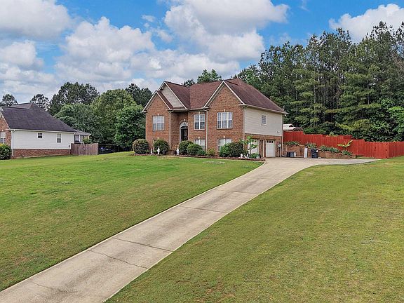 5th image of 715 Ridgefield Way
