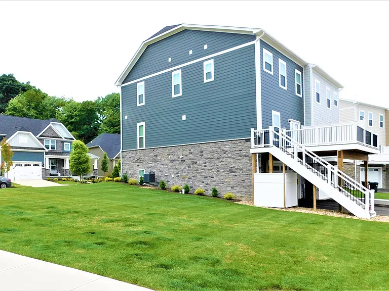 152 Seneca Pl — Photo 23