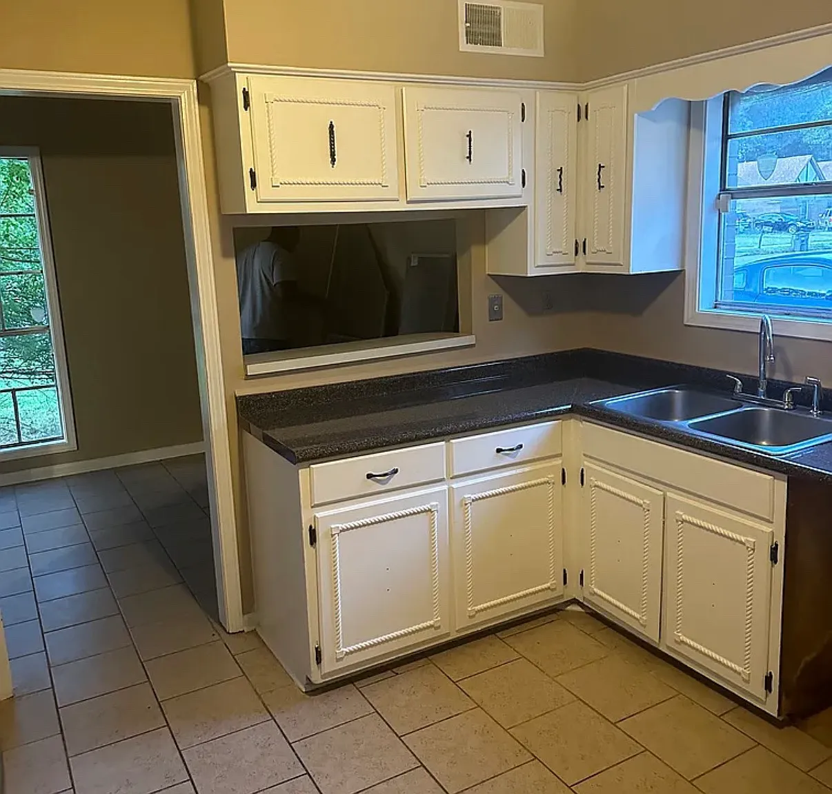6429 Oak Park Dr — Photo 2