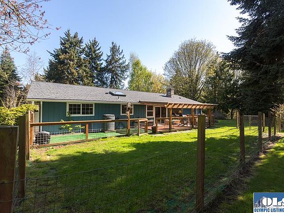 4th image of 272 Leisure Ln