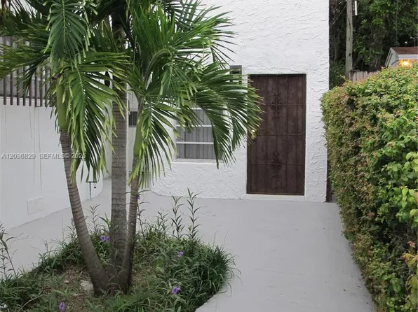 926 SW 10th Ave, Miami, FL