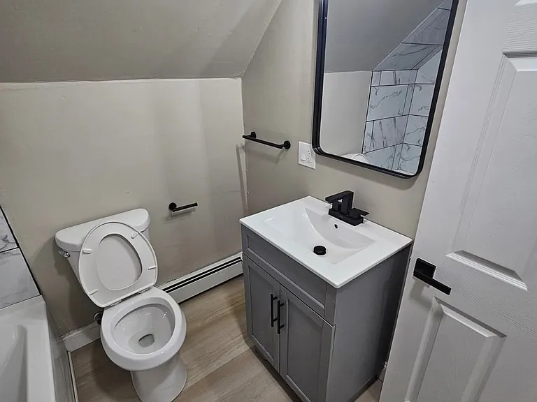 100 Linwood Ave #3 — Photo 8