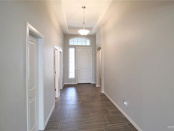 2nd image of 4513 Caddo Ln
