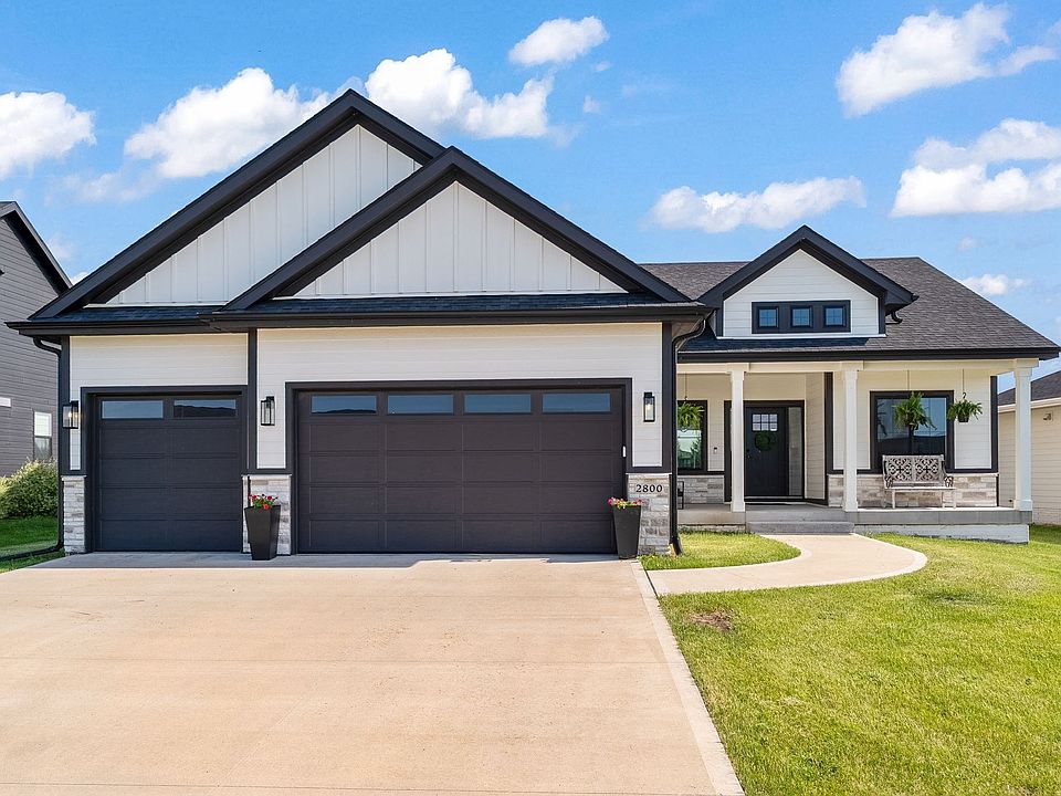 1st image of 2800 Blooming Heights Dr