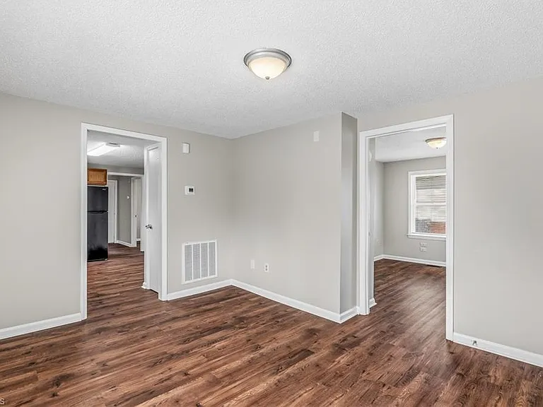 112 S Raleigh St — Photo 8