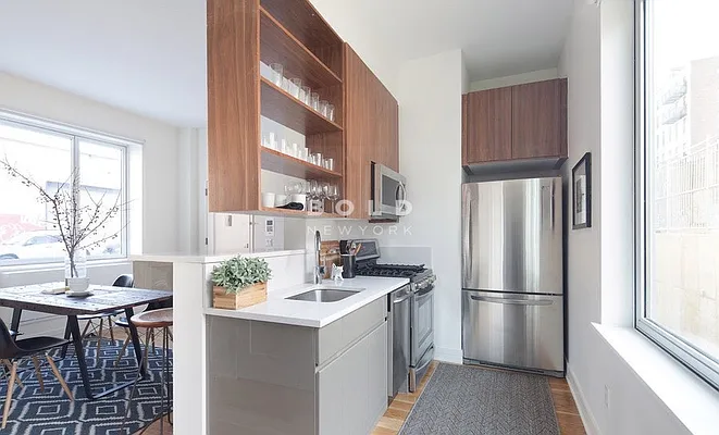 Rented by Bold Marketing | media 29