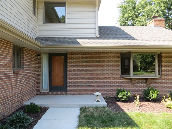 2nd image of 6300 Mesaverde Dr