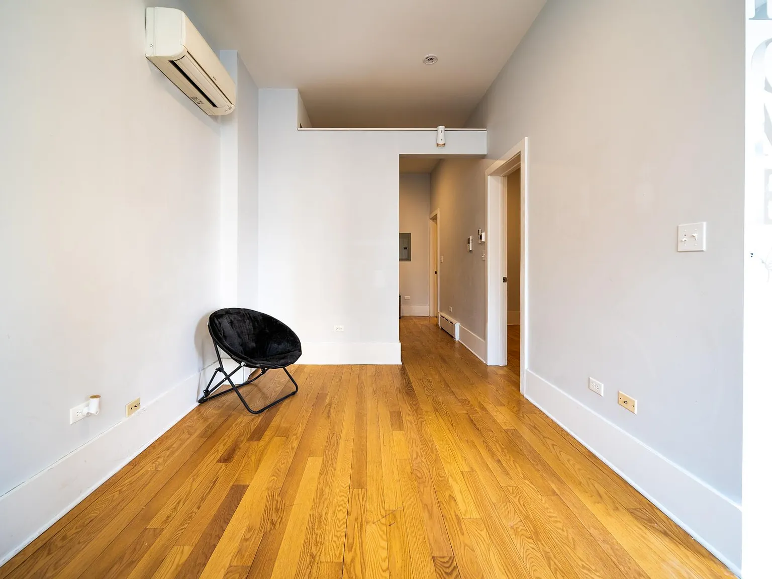1 bed, 800 sqft, $1,675 — Photo 2