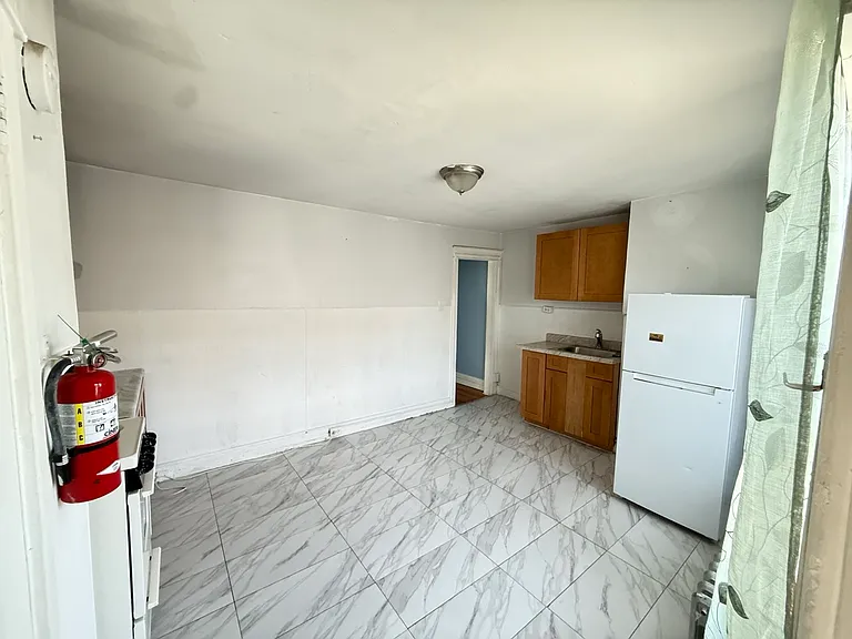 1271 Alcott St #2 — Photo 5