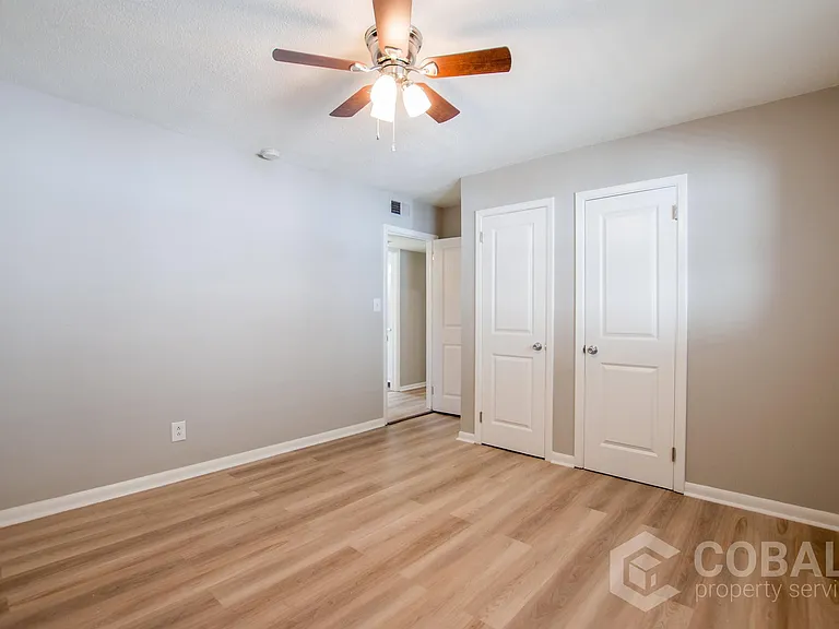 886 Saint Charles Ave NE #2 — Photo 11
