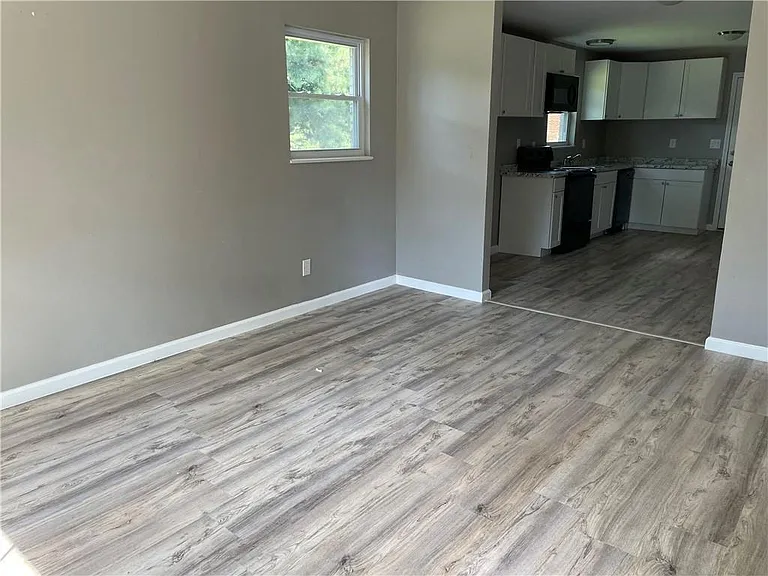 22 Fox Hall Dr #B — Photo 4