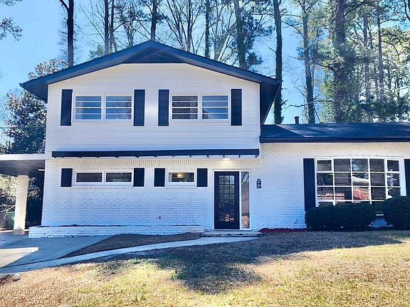 2nd image of 2619 Cavalier Dr