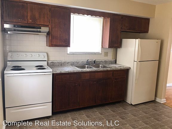 4th image of 2263 N Bolton Ave
