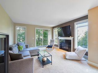 5016 California Ave SW APT 401, Seattle, WA 98136