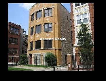 1st image of 6711 S Paxton Ave APT 1