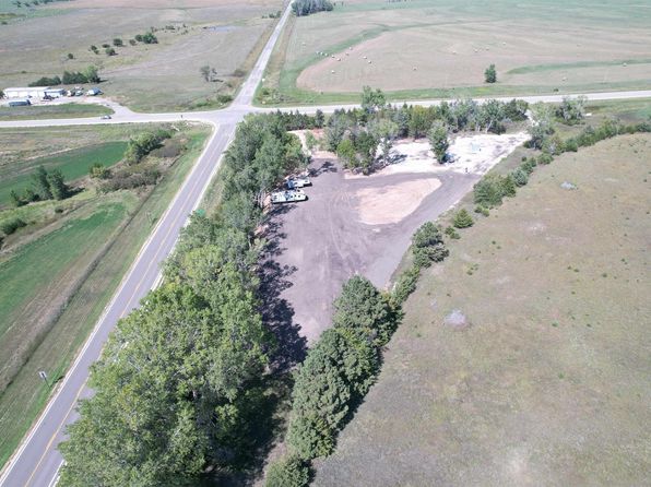 2608 Deer Rd, Miltonvale, KS 67466