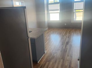 2711 Leavenworth St APT 2, Omaha, NE 68105
