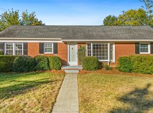 1004 Sherwood Dr, Burlington, NC 27215