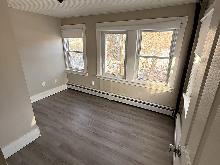 187 Beach St #1 — Photo 11