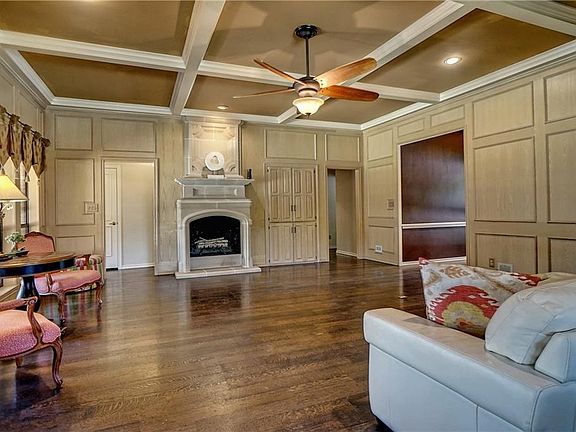 4th image of 5020 Skylark Ct