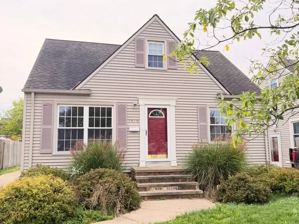 7513 Traymore Ave, Brooklyn, OH 44144
