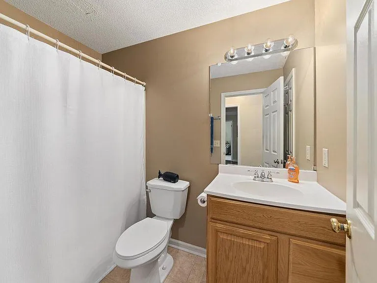 1102 Tobacco Rd — Photo 11