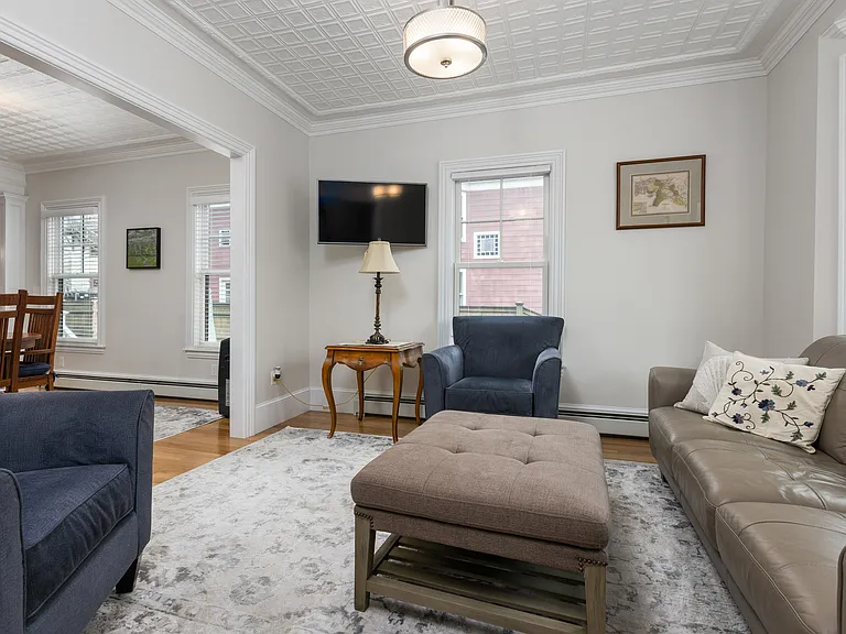 176 Beacon St #2 — Photo 7