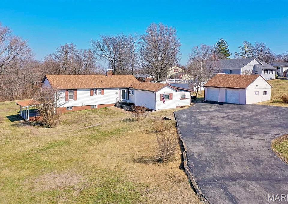 1st image of 1460 Crystal Heights Rd