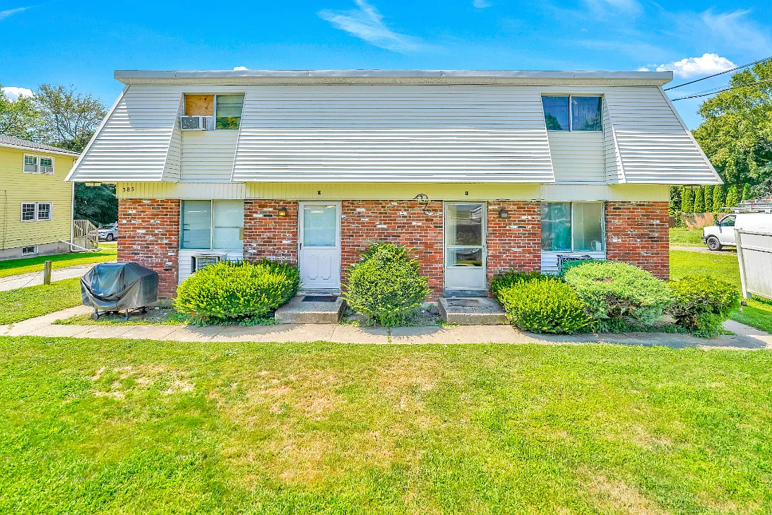 2 bed, 1.5 bath, 1507 sqft, $1,650 — Photo 3