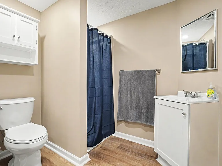 6767 Military Ave — Photo 15