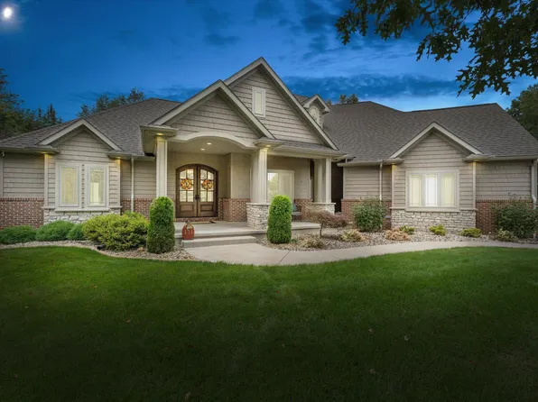 13998 Shavano Peak Dr, Middlebury, IN 46540
