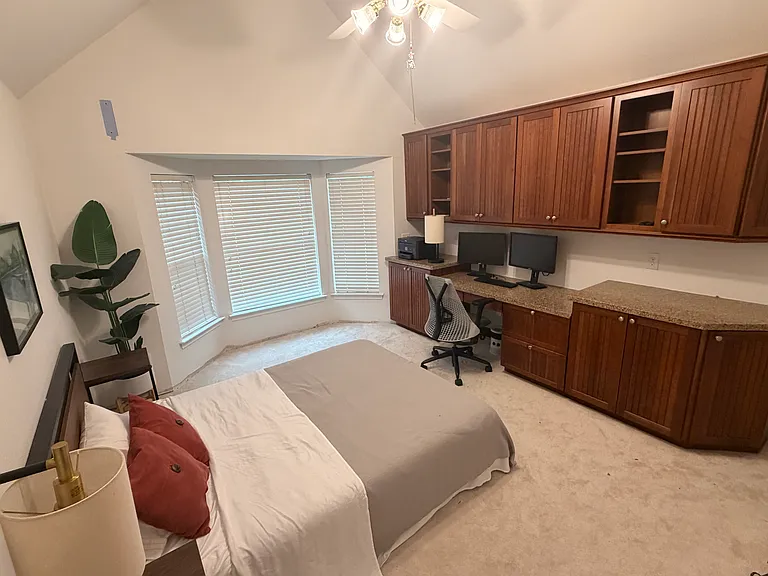 Mossberg Dr — Photo 32