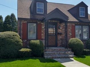 424 East St, Ludlow, MA 01056