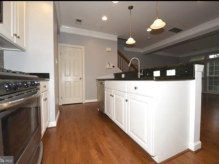 5723 Callcott Way #L — Photo 4