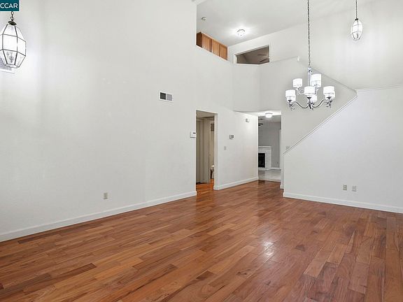 4th image of 4512 Deer Ridge Way