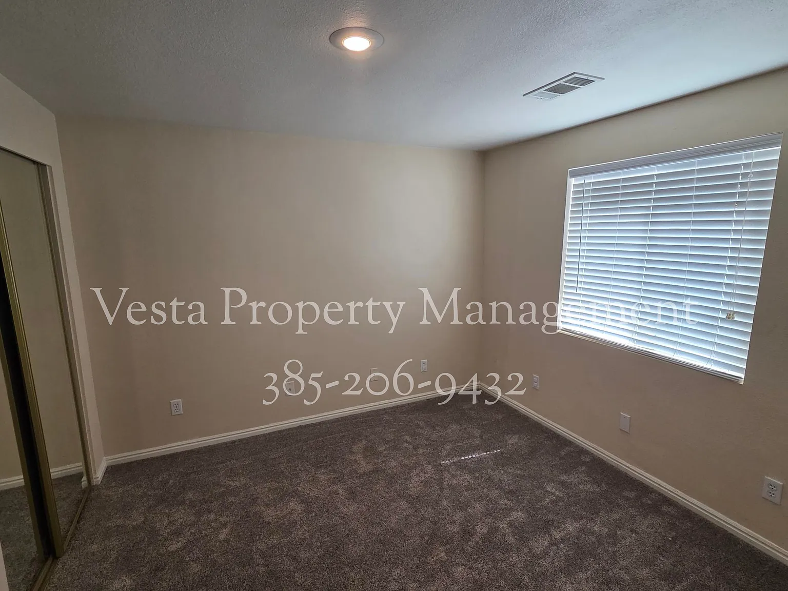 3 bed, 1388 sqft, $1,475 — Photo 2