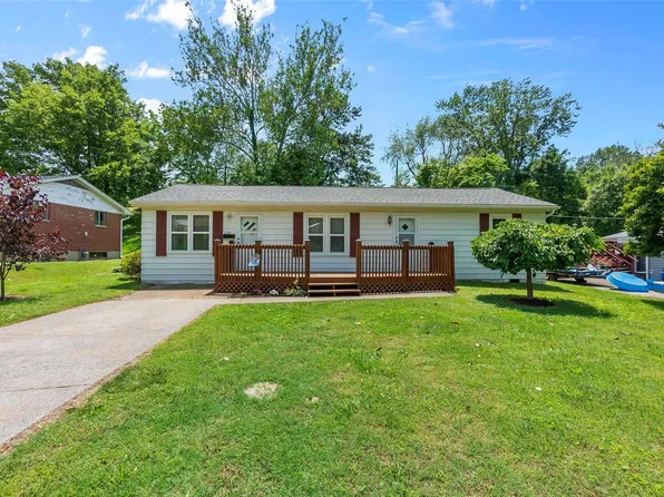 1139 Corinne St, Jackson, MO 63755