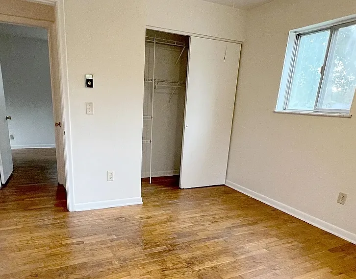 4660 Ammon Dr #4660 — Photo 8