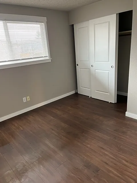 1501 Wood Ave — Photo 3