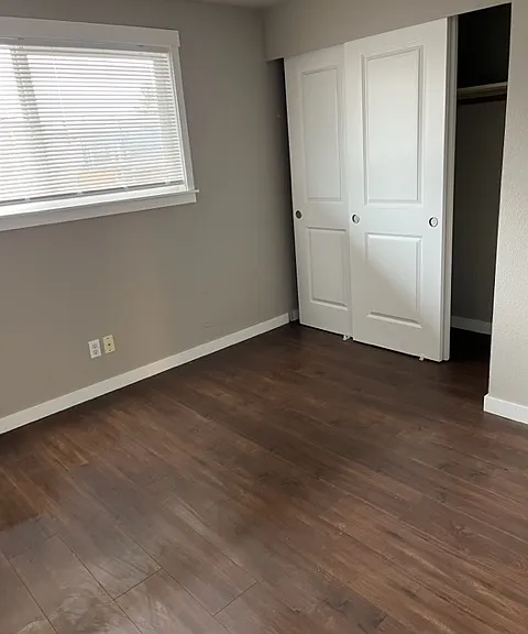 1501 Wood Ave — Photo 3