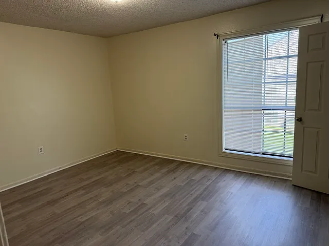 13715 Kenner Ave #C — Photo 5