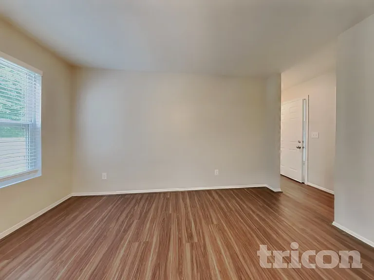 4582 Brimmer Place Dr — Photo 3