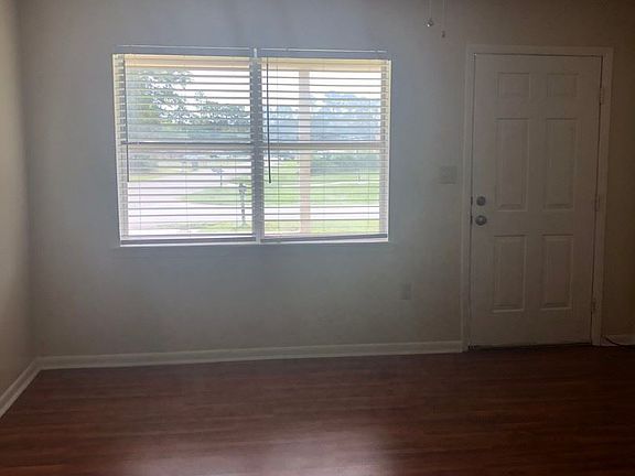 5th image of 1031 White Cir