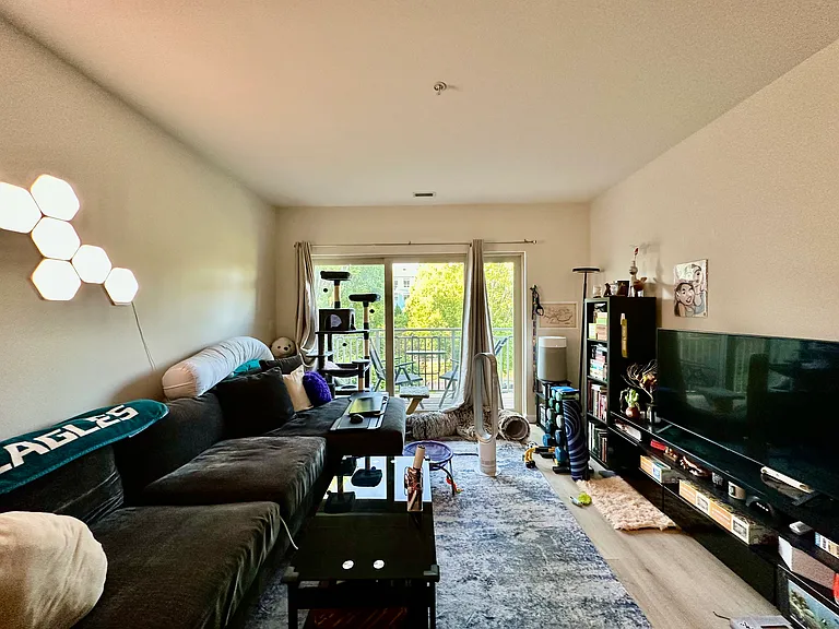 4 Repton Cir #42 — Photo 1