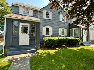 19 Colver St, New London, CT 06320