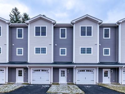 44 Dean St #304, Taunton, MA, 02780