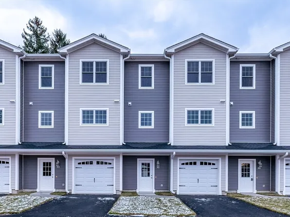 44 Dean St #304, Taunton, MA 02780