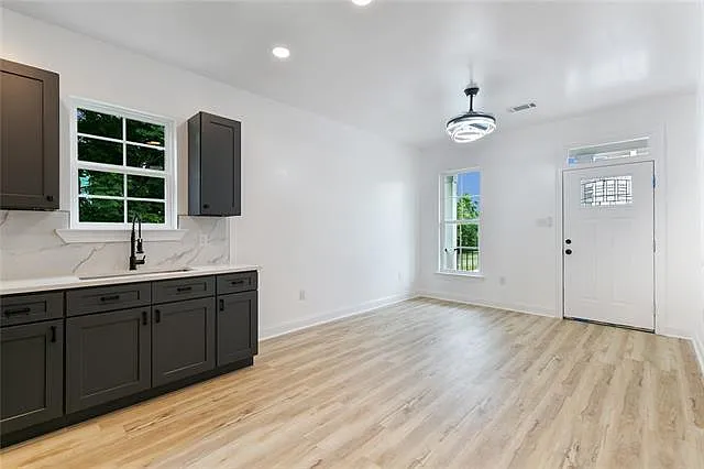 2258-60 N Galvez St #1-2 — Photo 5